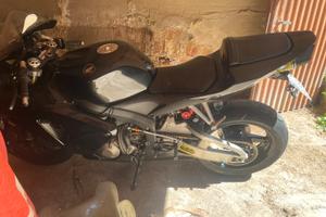 Honda cbr600rr strada/pista