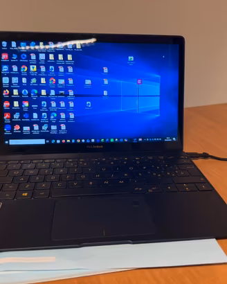 PC ASUS ZenBook 3 UX390 - 12,5’’