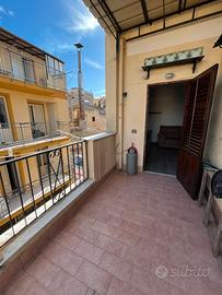 V/1202 Palazzina indipendente uso investimento