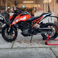 Ktm duke 125