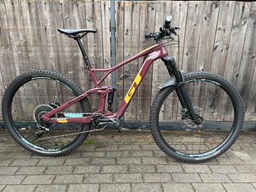 Bici GT SENSOR CARBON EXPERT