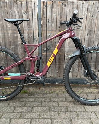 Bici GT SENSOR CARBON EXPERT