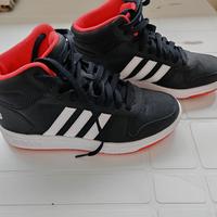 scarpe ginnasta Adidas nuove 