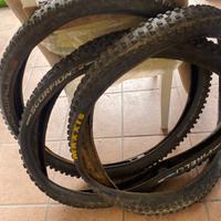 Lotto n. 3 Copertoni 29” downhill free ride