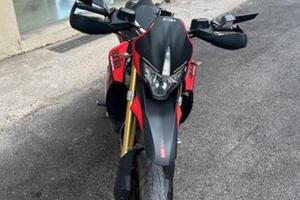Aprilia dorsoduro 750