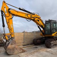 Escavatore JCB JS235HD