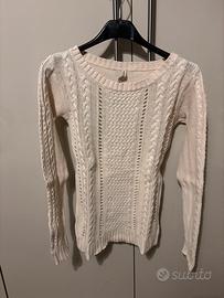 Maglione rosa inteccitato Stradivarius