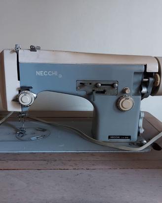 Macchina per cucire elettrica Necchi