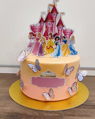 Torta scenografica principesse Disney 