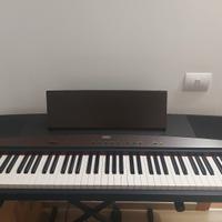 Pianoforte elettrico Yamaha con tasti pesati
