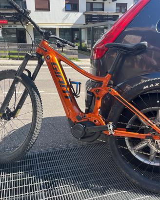 E-Mtb elettrica biammortizzata Giant Stance E+2