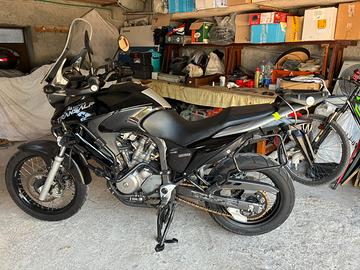 Honda Transalp XL700V