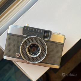 Olympus PEN-EE 35m halfframe