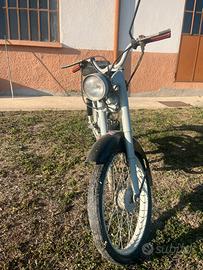 Moto Itom