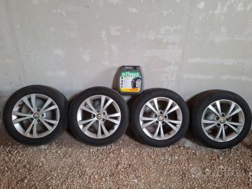 GOMME 205/55R16 COMPLETE DI CERCHI IN LEGA/CATENE