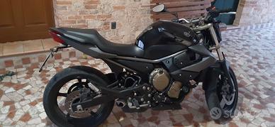 moto Yamaha  xj6