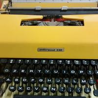 Macchina da scrivere