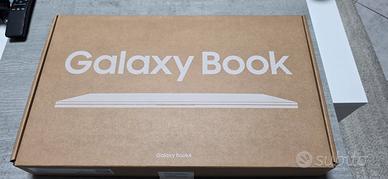 SAMSUNG GALAXY BOOK4 PC NUOVO