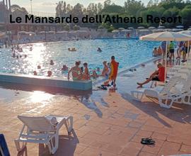 Sole, Mare, Piscina = Athena Resort, affrettatevi