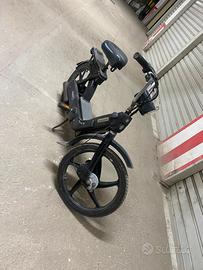 Ciao e motom entrambi con documenti