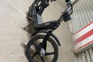 Ciao e motom entrambi con documenti