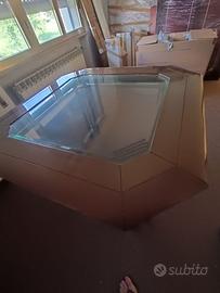 Tavolo in legno e cristallo