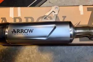 Scarico Arrow 77508PK per Bmw S1000XR