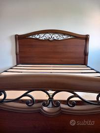 Letto matrimoniale in noce con rete ortopedica