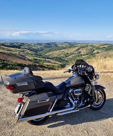 Electra Glide Ultra permuta