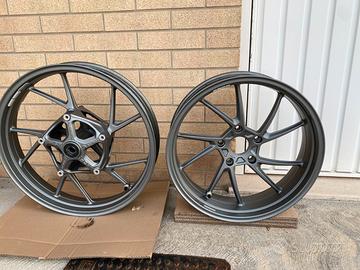Cerchi in lega BMW GS 1200 LC