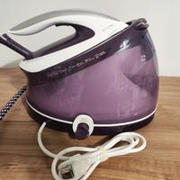 Ferro da stiro generatore di vapore Philips.