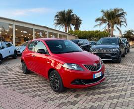 Lancia Ypsilon 1.0 FireFly 5 porte S&S Hybryd Gold