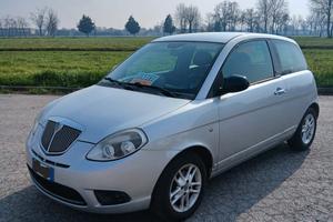 Lancia Ypsilon Unyca