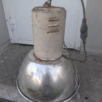 LAMPADE INDUSTRIALI