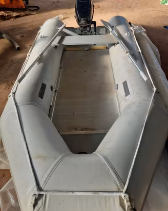 Gommone 2.50m con Paramezzale in Alluminio + Motor