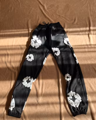 Pantaloni denim tears