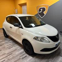 Lancia Ypsilon 1.2 69 CV Black and Noir PREZ...