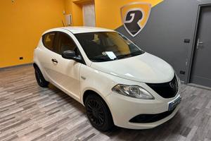 Lancia Ypsilon 1.2 69 CV Black and Noir PREZ...