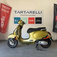 Vespa GTS 310 SUPERSPORT HPE E5+ VERDE AMBIZIOSO
