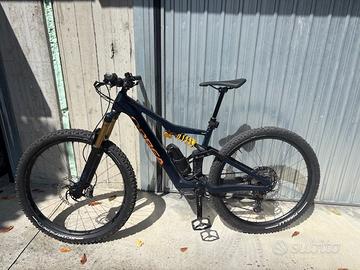 Orbea Rise M10 mtb pedalata assistita