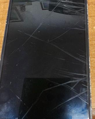 Smartphone Samsung Galaxy Note 4 di colore nero.