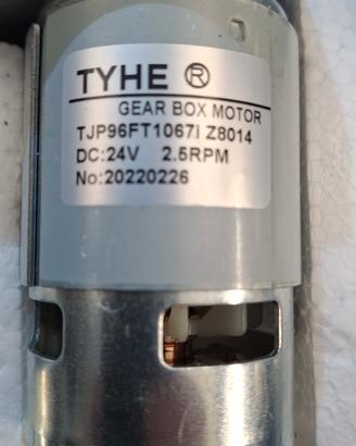 gear box motor .motore ridutore 24 volt