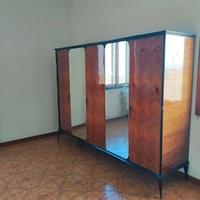 ARMADIO CINQUE ANTE CON DUE SPECCHI