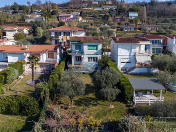 3 LOCALI A BARDOLINO