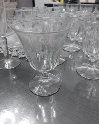 Bicchieri antichi in stock