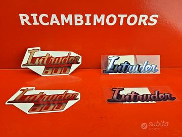 ADESIVO EMBLEMA DECALCO SUZUKI INTRUDER