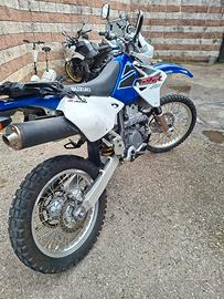Suzuki drz 400