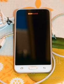 Smartphone Samsung J1