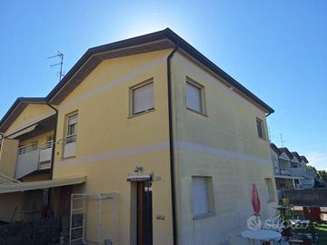 Immobile in asta di 76 m² con 3 locali a Russi