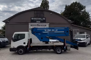 Nissan Cabstar piattaforma aerea 20 metri
